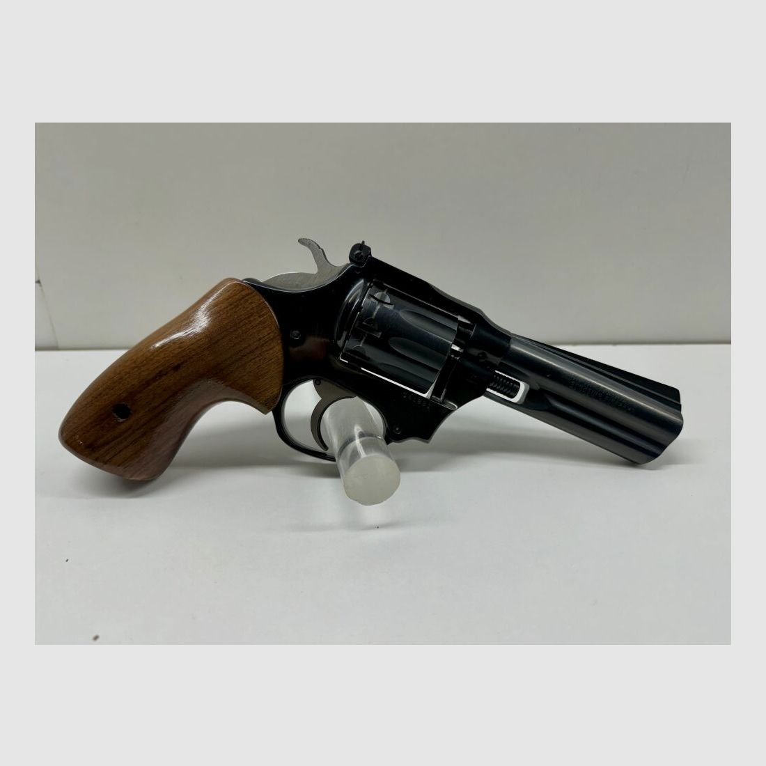 HIGH STANDARD Mod. Sentinel Mark IV - Waffen Friedrichs