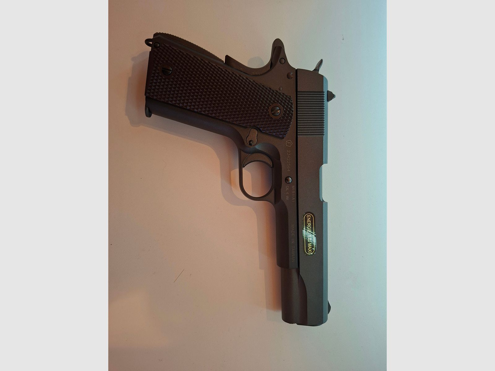 KWC Colt 1911 CO2 Blowback Parkerized 6mm, Bild 2 von 6