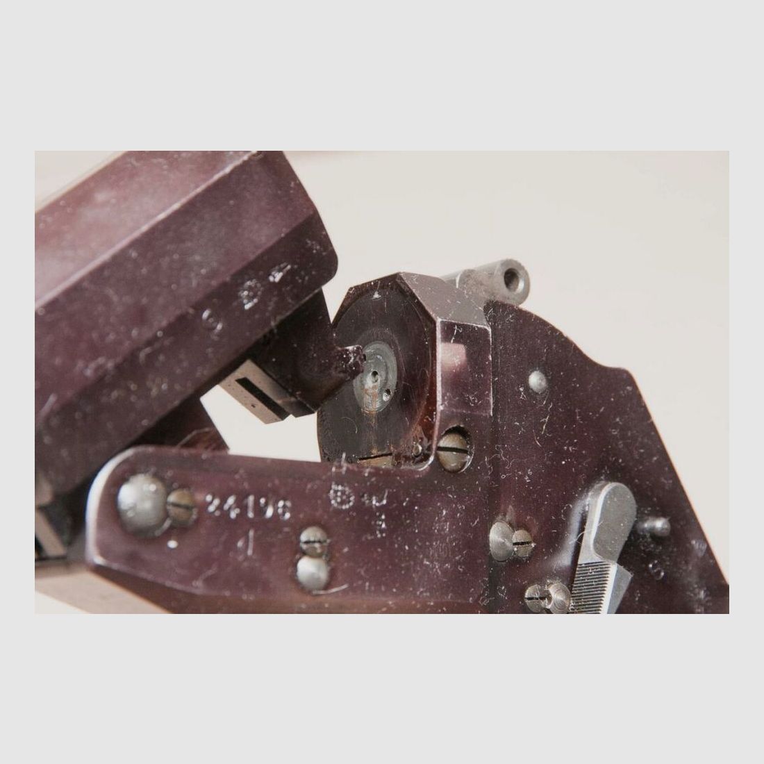 Suhl Signalpistole LP 1 SigPi Leuchtpistole Ministerium für Verteidigung Stempelung