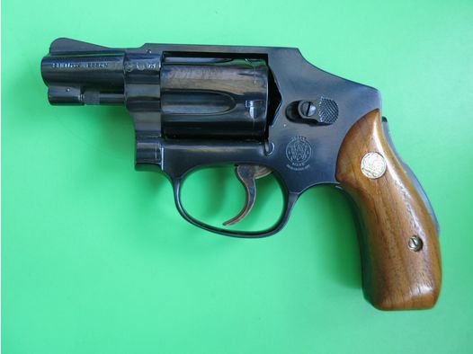 Revolver Smith&Wesson Mod. 40 Centennial, .38 Special, 2" canon, chasseur/collectionneur, comme neuf   #36