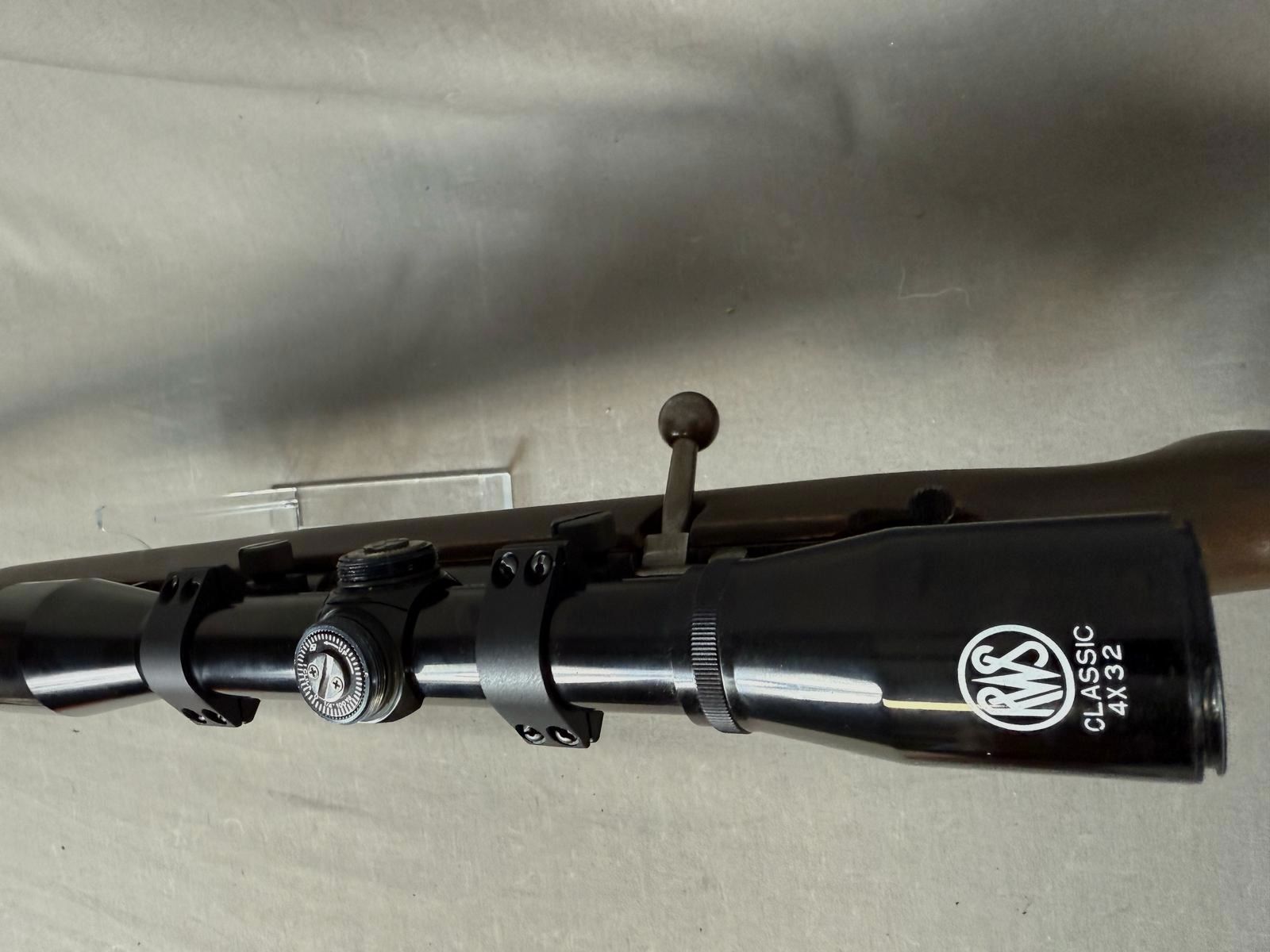 Voere Repetierbüchse in  .22 lr