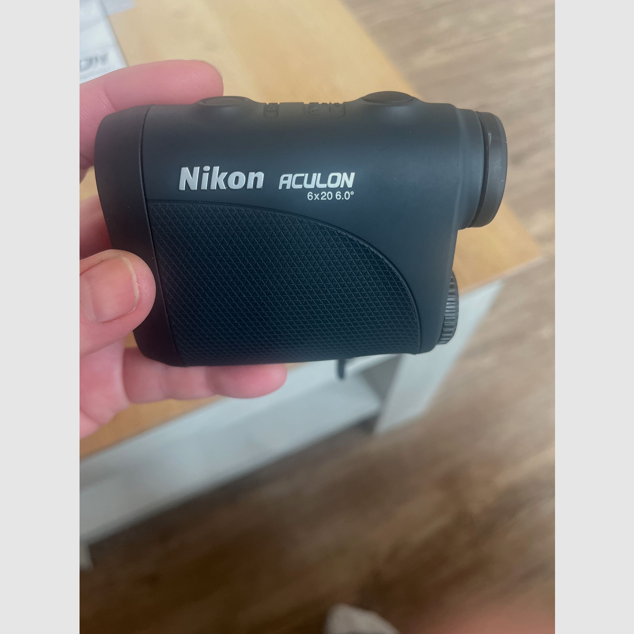 Nikon Aculon 6x20 rangefinder