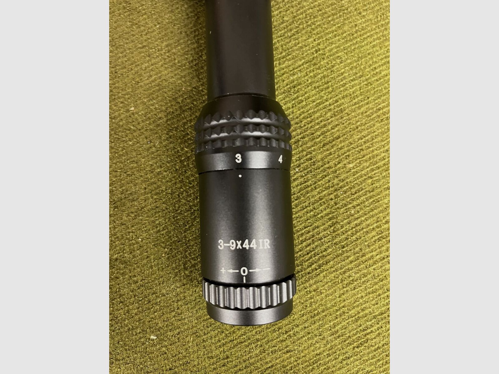 (IWA Ausstellungstück) Zielfernroh 3-9x44IR