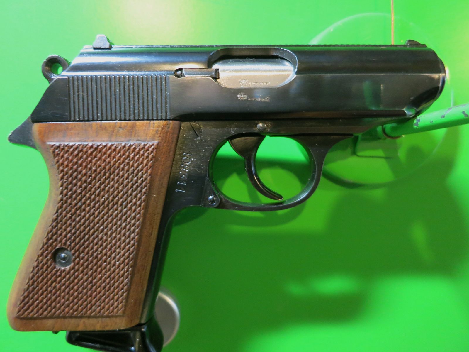 Halbautomatische Pistole MANURHIN, Walther PPK, Kal. 7,65 mm Browning       #40-, Bild 1 von 12
