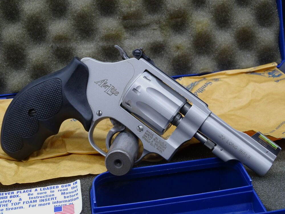 Smith & Wesson S&W Mod 317-3 Air Lite Revolver 3" Kaliber .22lr	 317 - 3 Air Lite