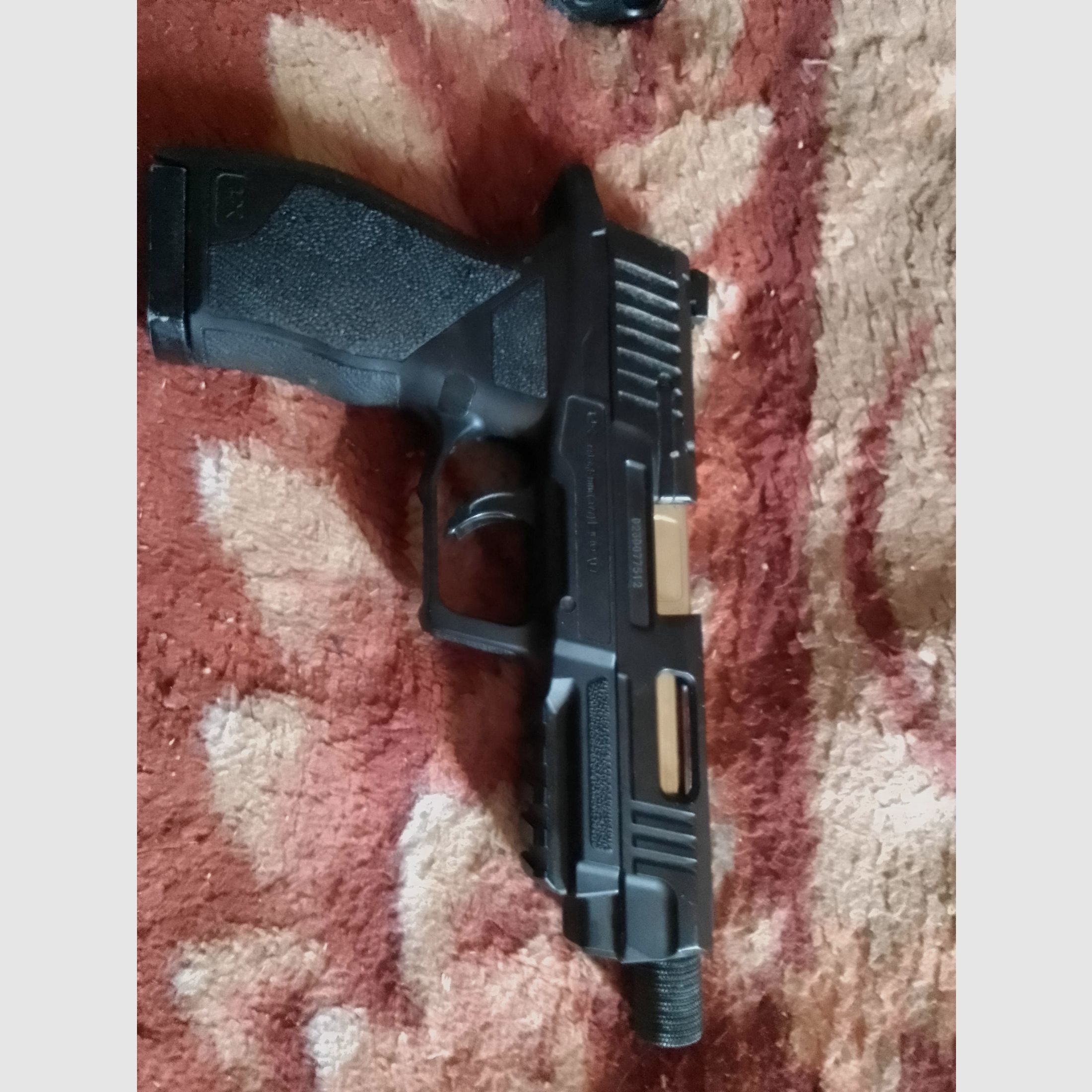 UX SA 10 und Beretta Apx