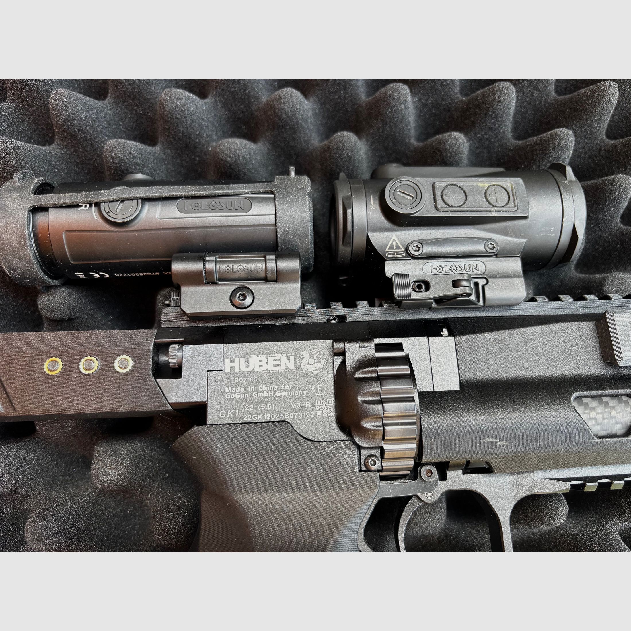 Huben K1 avec beaucoup d'accessoires.