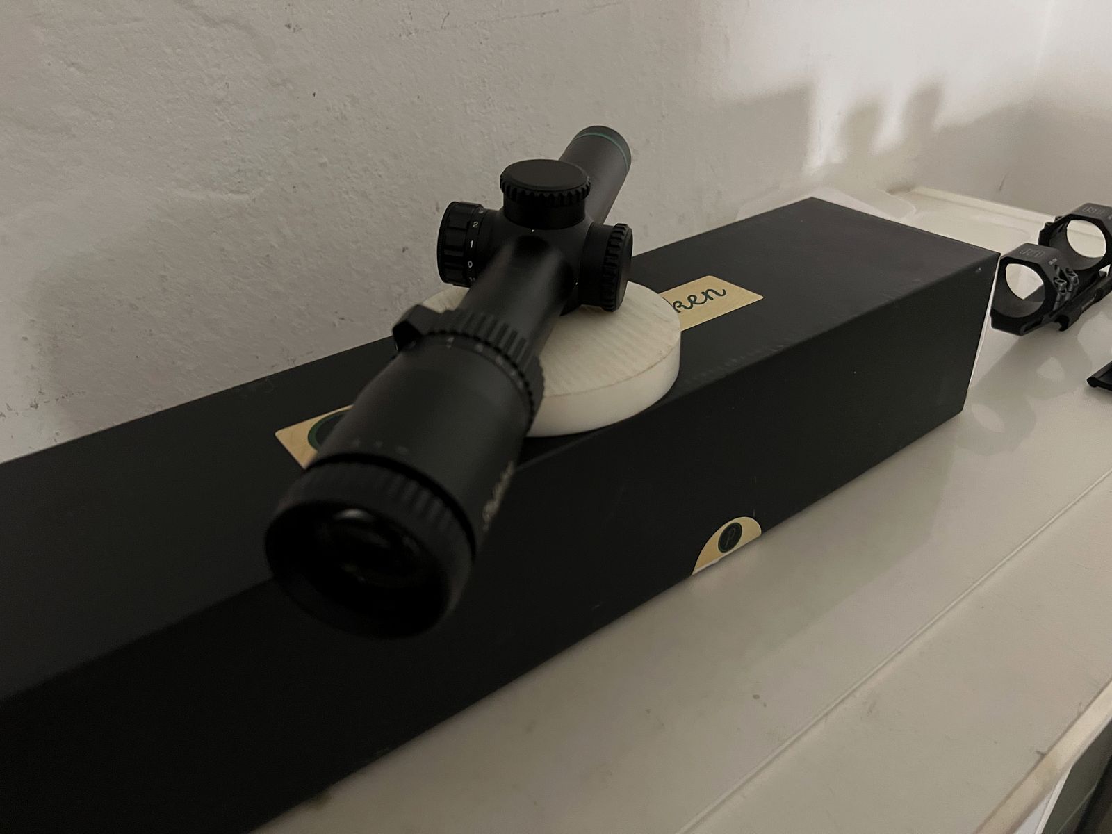 Staffelsee - 1-8x24 LD V2 ottica di mira/telemetro con reticolo a fibra luminosa 4 - con vetro LD completamente rivestito per caccia in battuta/caccia in movimento - robusto, riempito di azoto e resistente agli urti