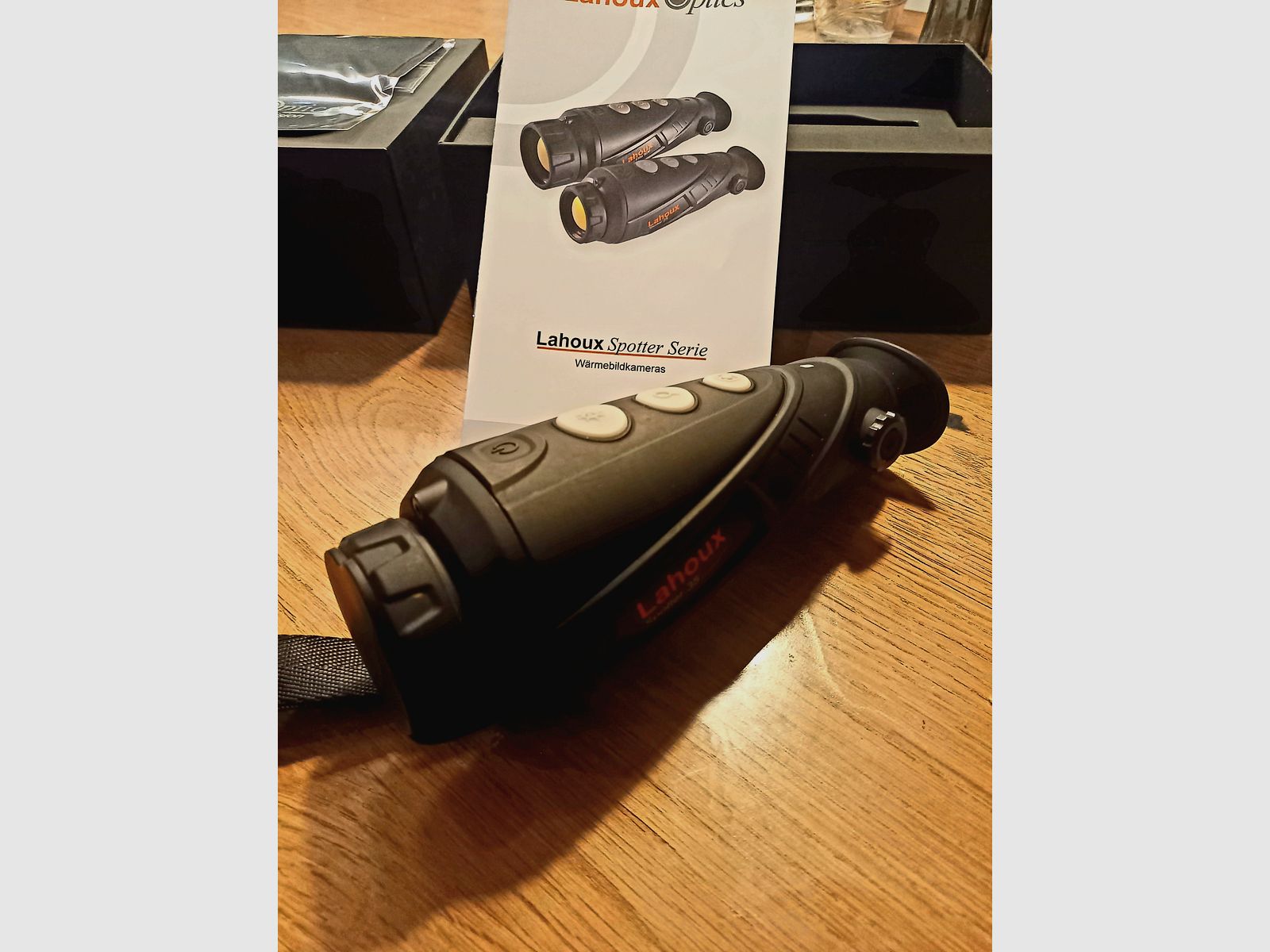 Lahoux Spotter 35 thermal imaging camera