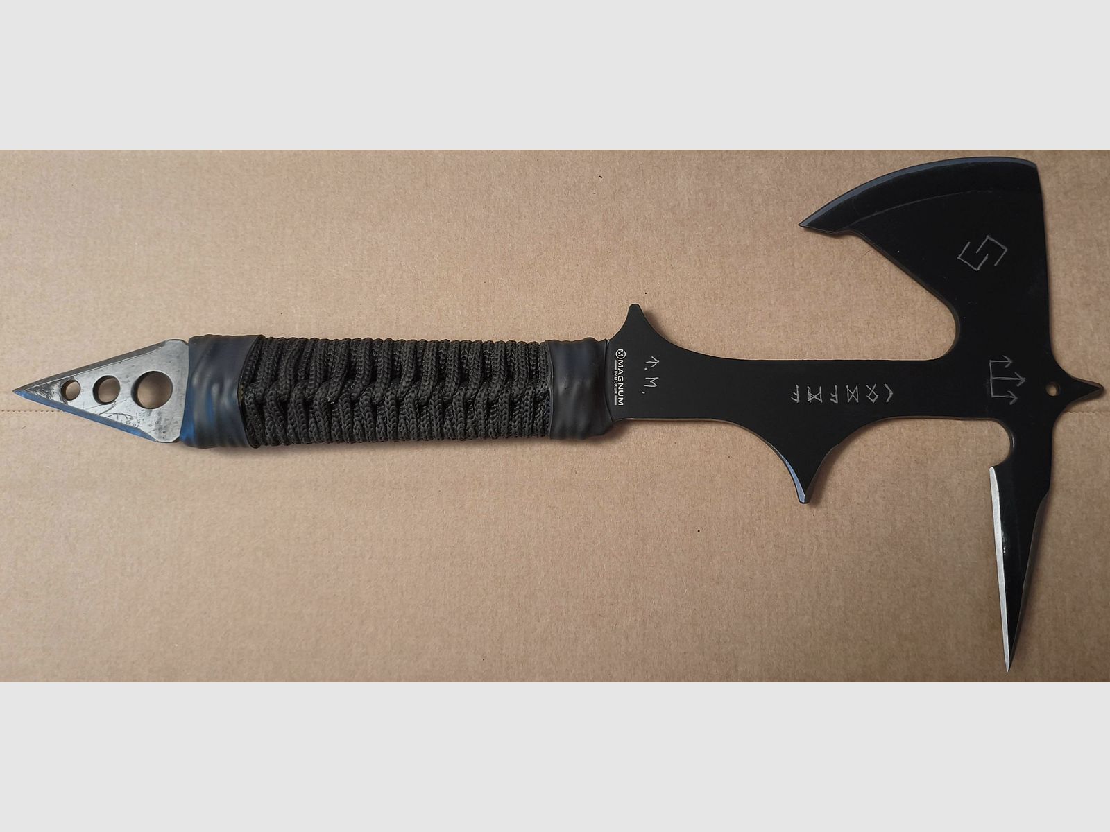 Böker Magnum Wurfaxt