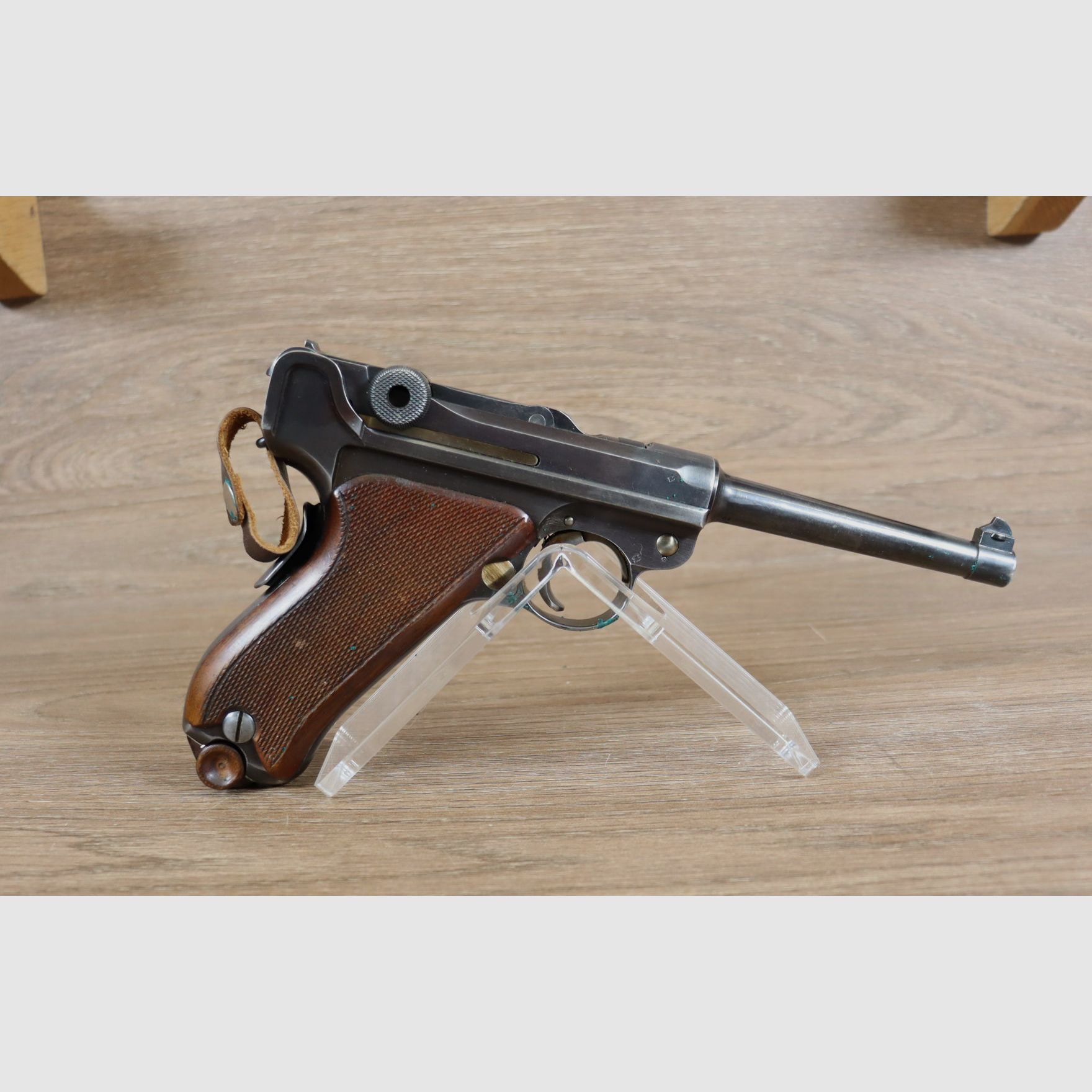 Parabellum 06/24 mit Holster und zweitem Magazin, Bild 1 von 3