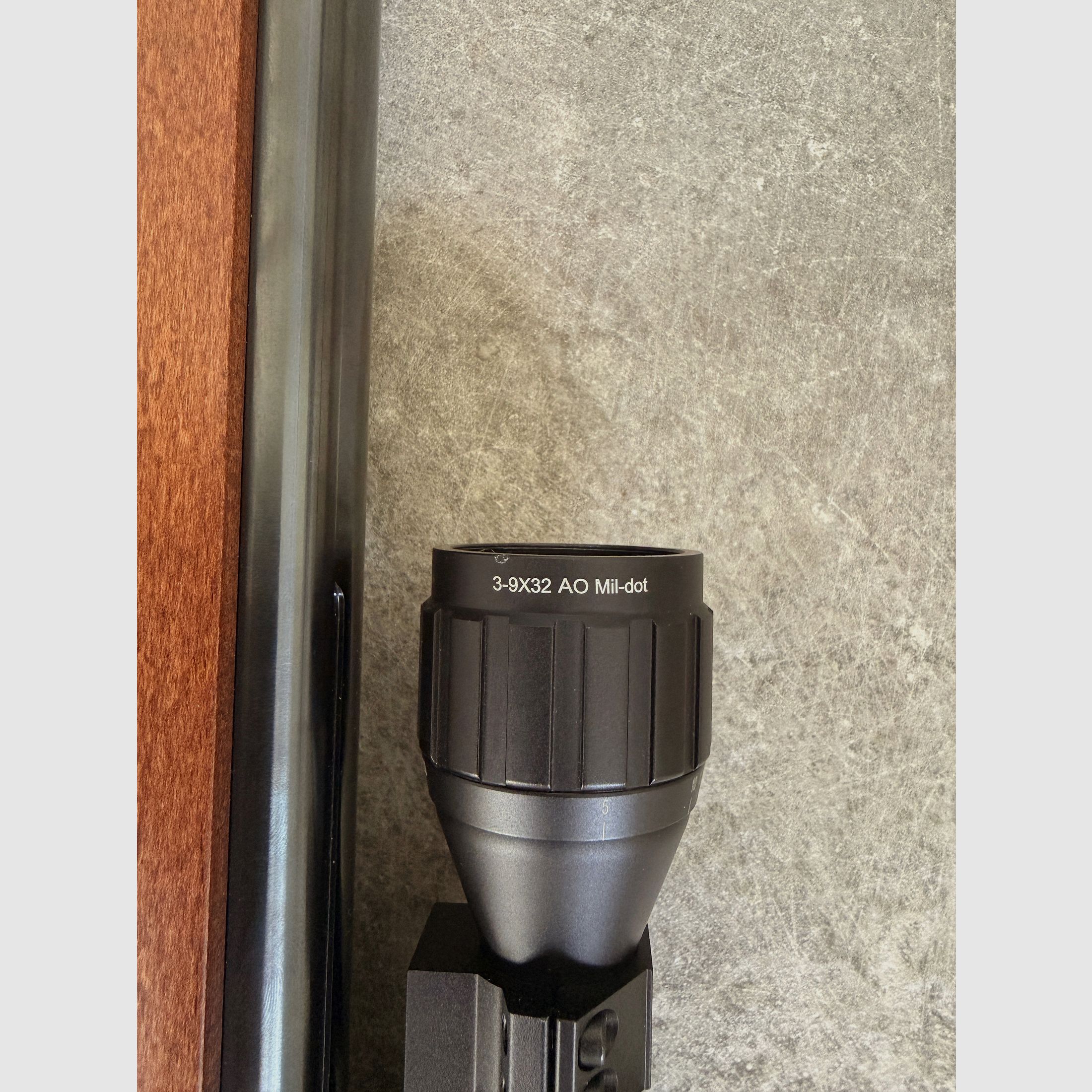 UTG 3-9x32 AO including offset mount