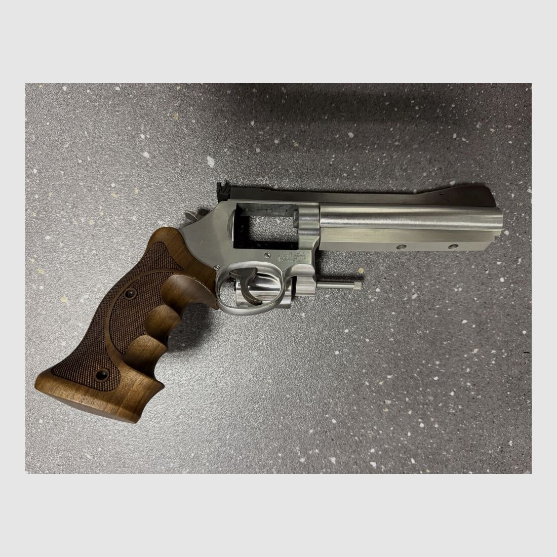 Smith & Wesson S&W 686-4 HCG Holden Custom Guns