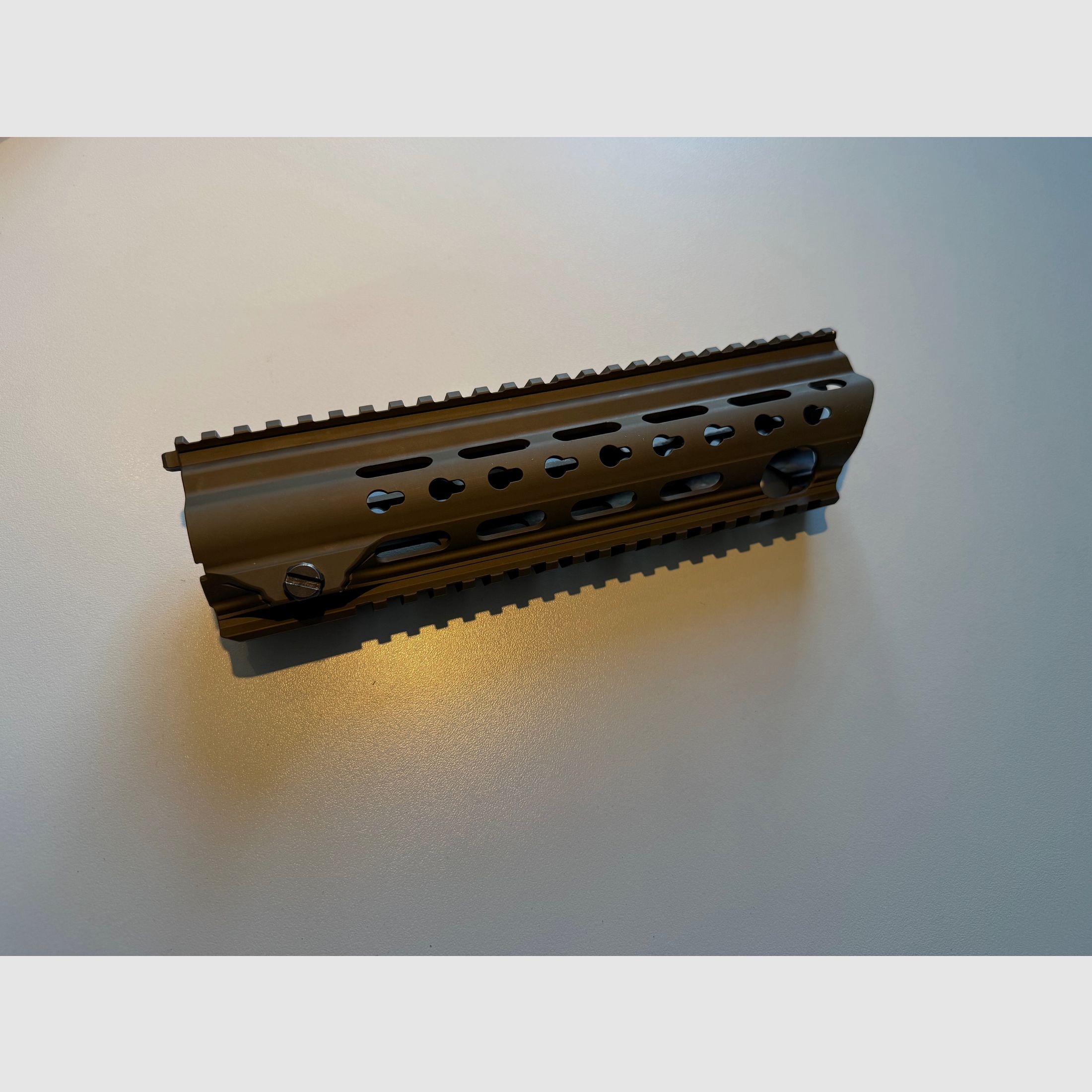 HK MR223 Slim Line kurzer Handschutz FDE/RAL8000 Version 