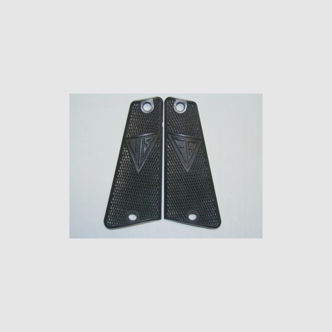 Griffschalen für Radom VIS 35 im Kal. 9mmP Neufertigung