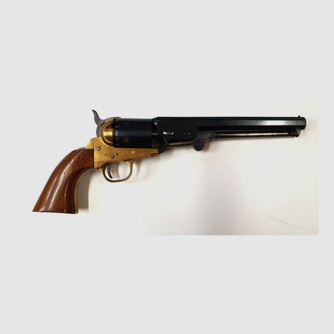 Revólver de percusión desconocido 1851 Navy, calibre .36 Black Powder cañón de 7,5 pulgadas