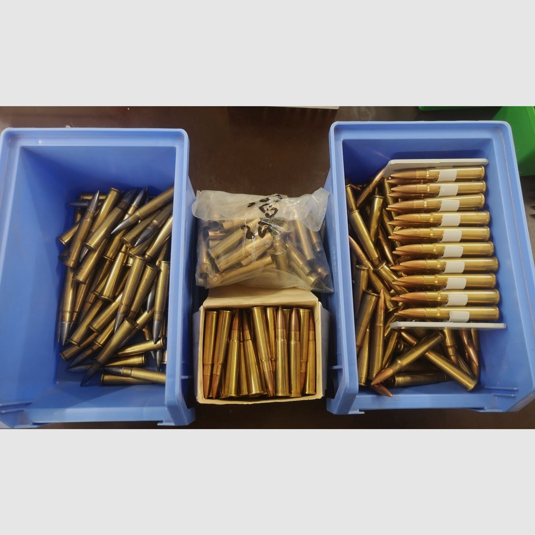 303 britannico 250 pezzi VMJ e 50 bossoli con innesco