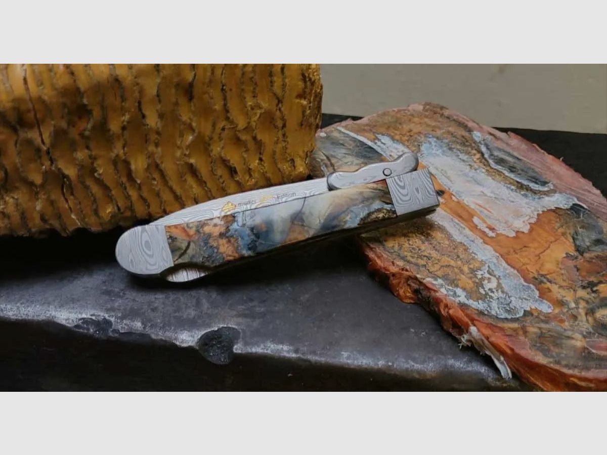 PUMA medici PM-edition, limitiert auf 50 Stück, Goldätzung, DAMASTEEL® DS93X™