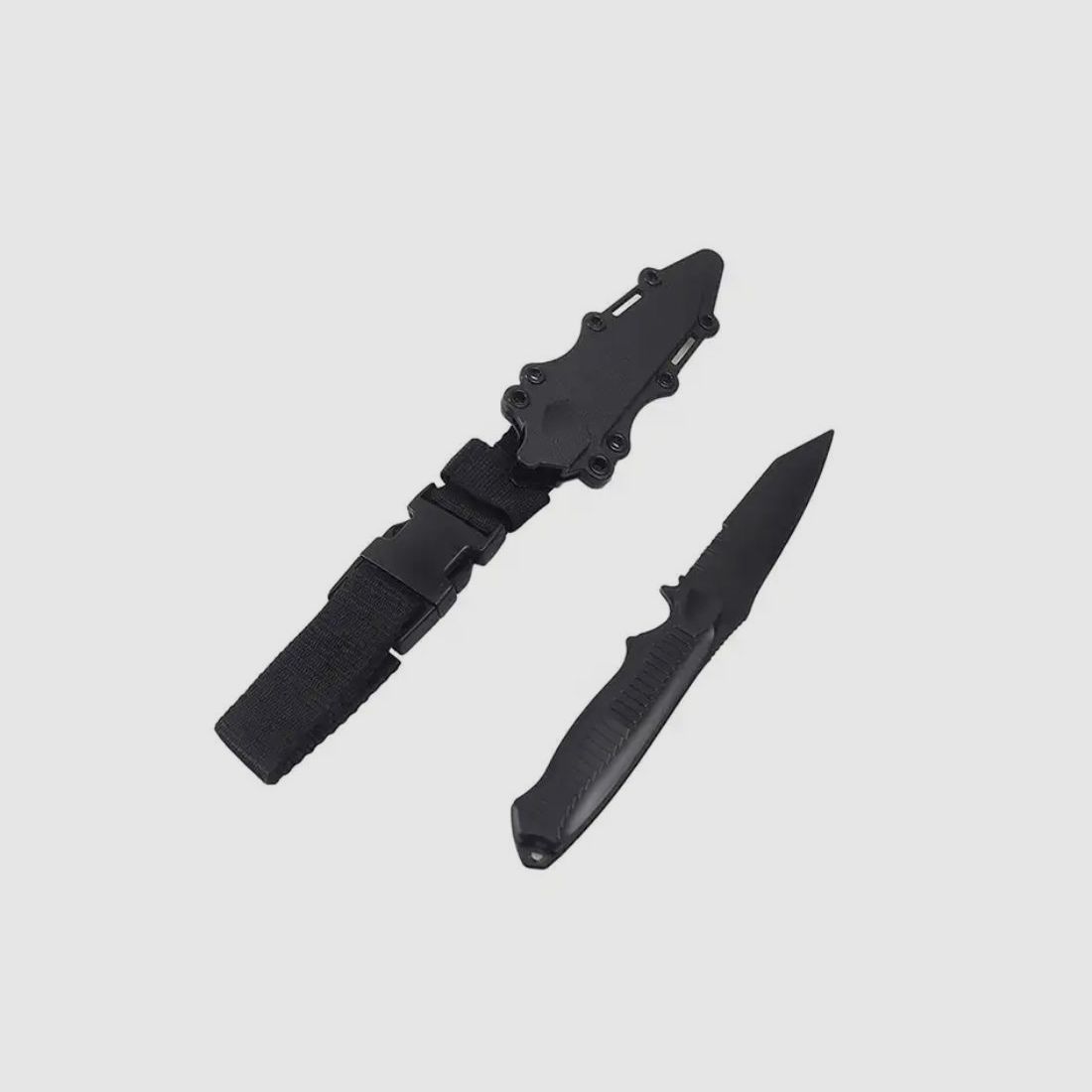 Coltello da allenamento in stile "Tanto" con fodero nero