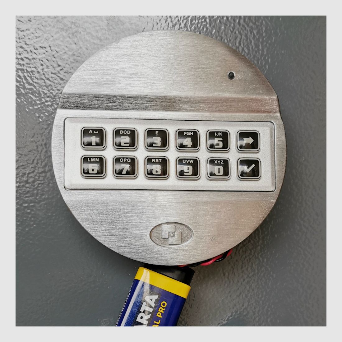 Waffenschrank Shooter TOMBAK (1700x540x380) 7 LW Kl.0 EN 1143-1