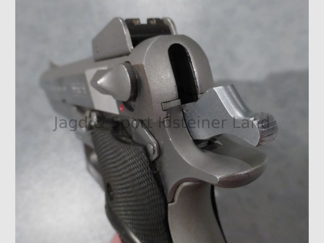 Smith & Wesson Mod 639. - All-steel weapon -