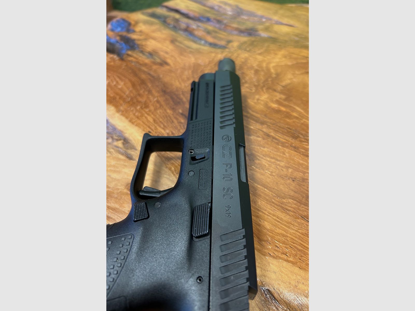 CZ P10 SC (Laufgewinde) / MEGADEAL