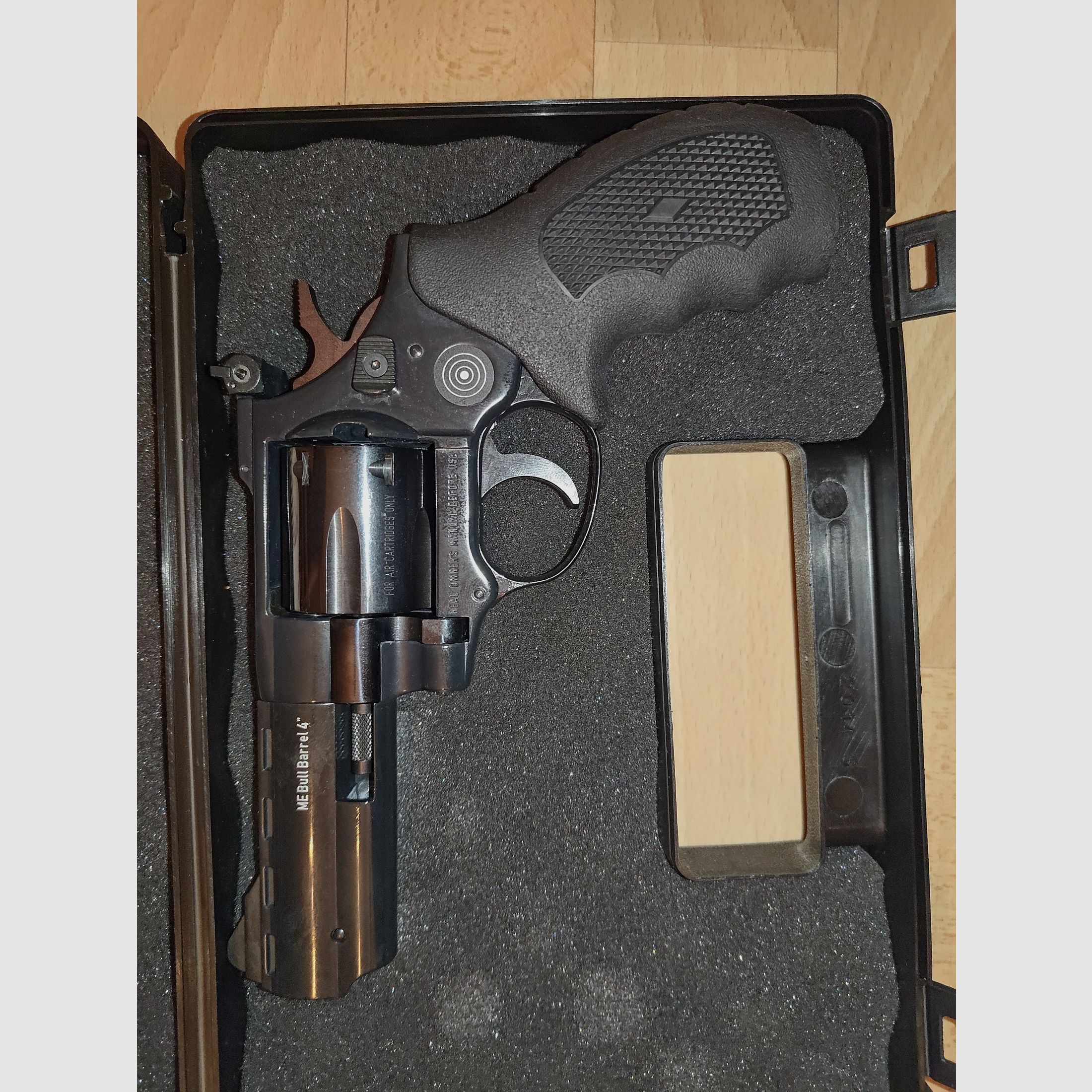 LEP Revolver 