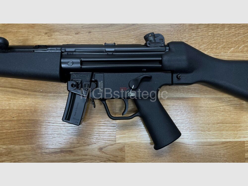 Heckler & Koch SP5 with fixed stock - semi-automatic rifle 9mm Luger civilian version of the Heckler & Koch MP5 - H&K SP 5 HK SP5 - optionally with Acheron AG SMG E1 silencer