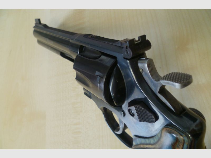 Revolver Smith & Wesson 629 .44 Target Champion