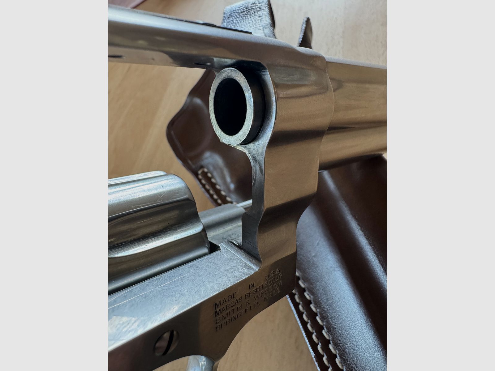 Smith & Wesson 629 Classic, 5"-Lauf. Sehr neuwertig