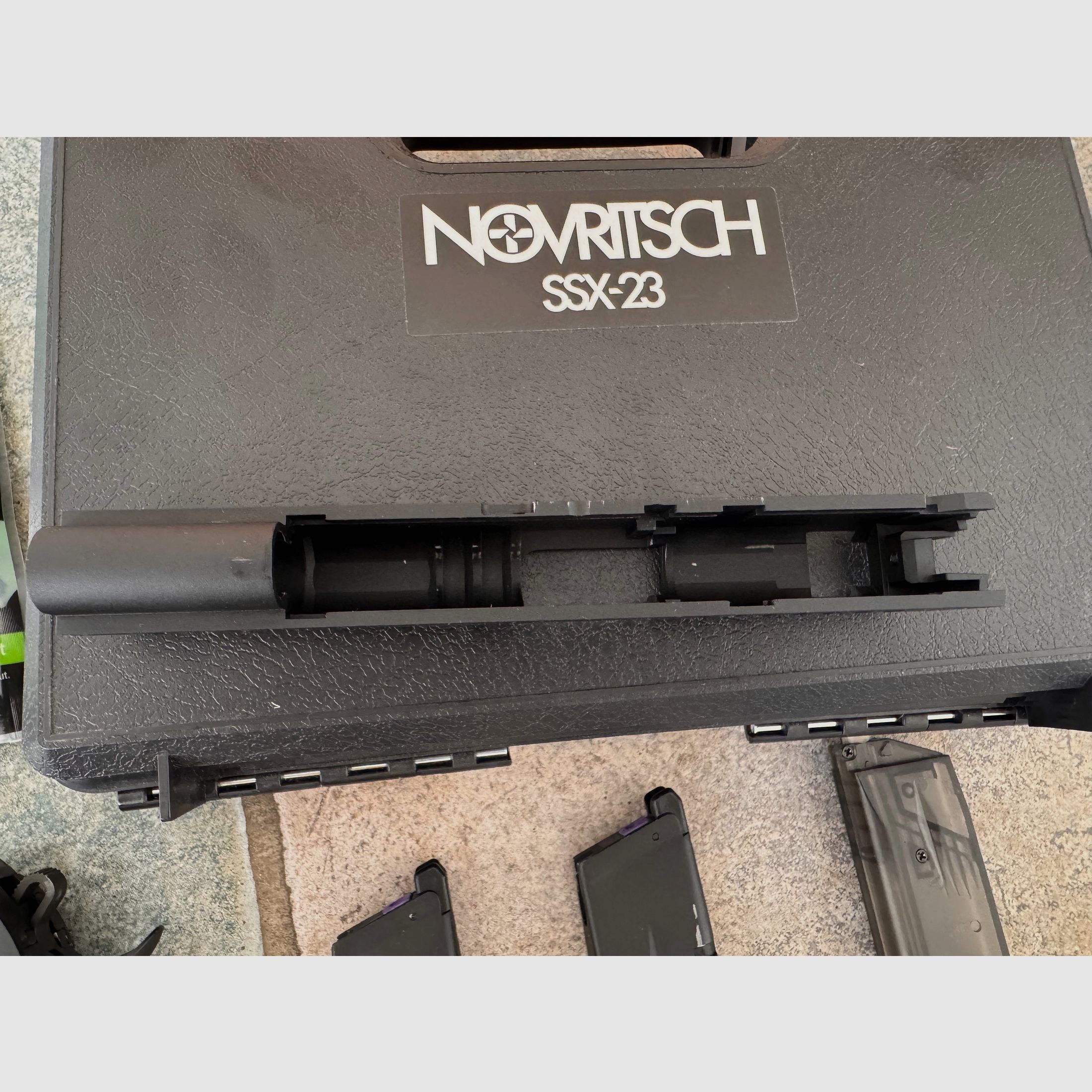 Novritsch SSP1 Softair Pistole mit Zubehör 