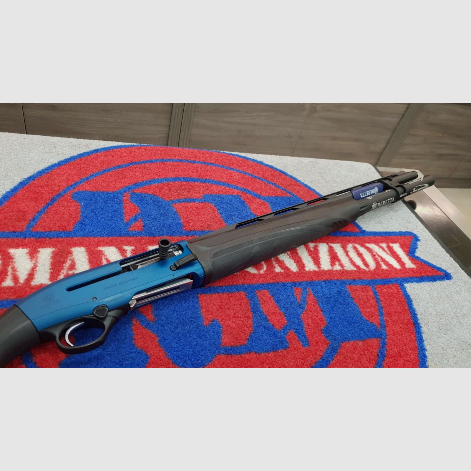Beretta 1301, Bild 2 von 4