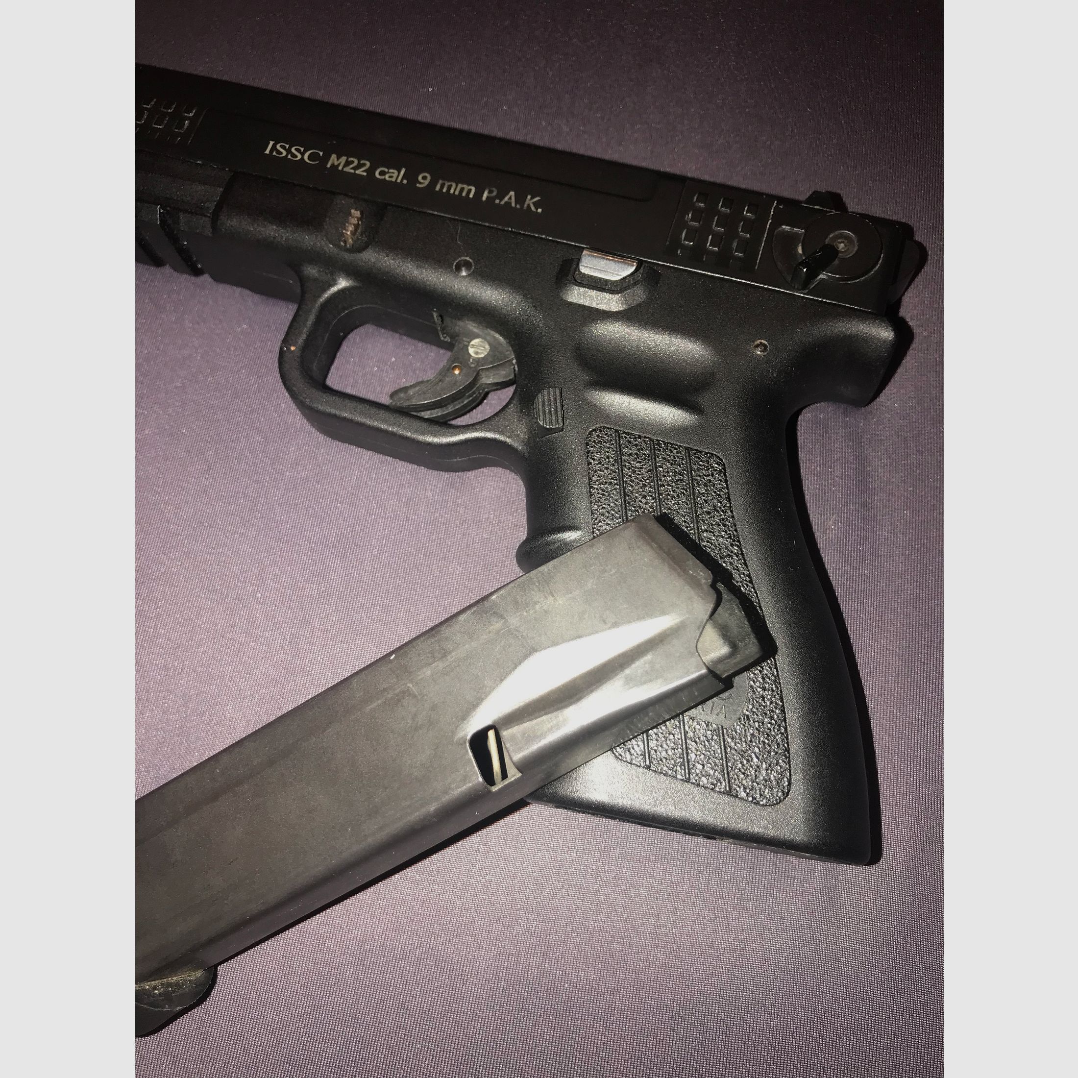 ISSC M22 Schreckschusspistole 9mm P.A.K – Fast neuwertig, top Zustand