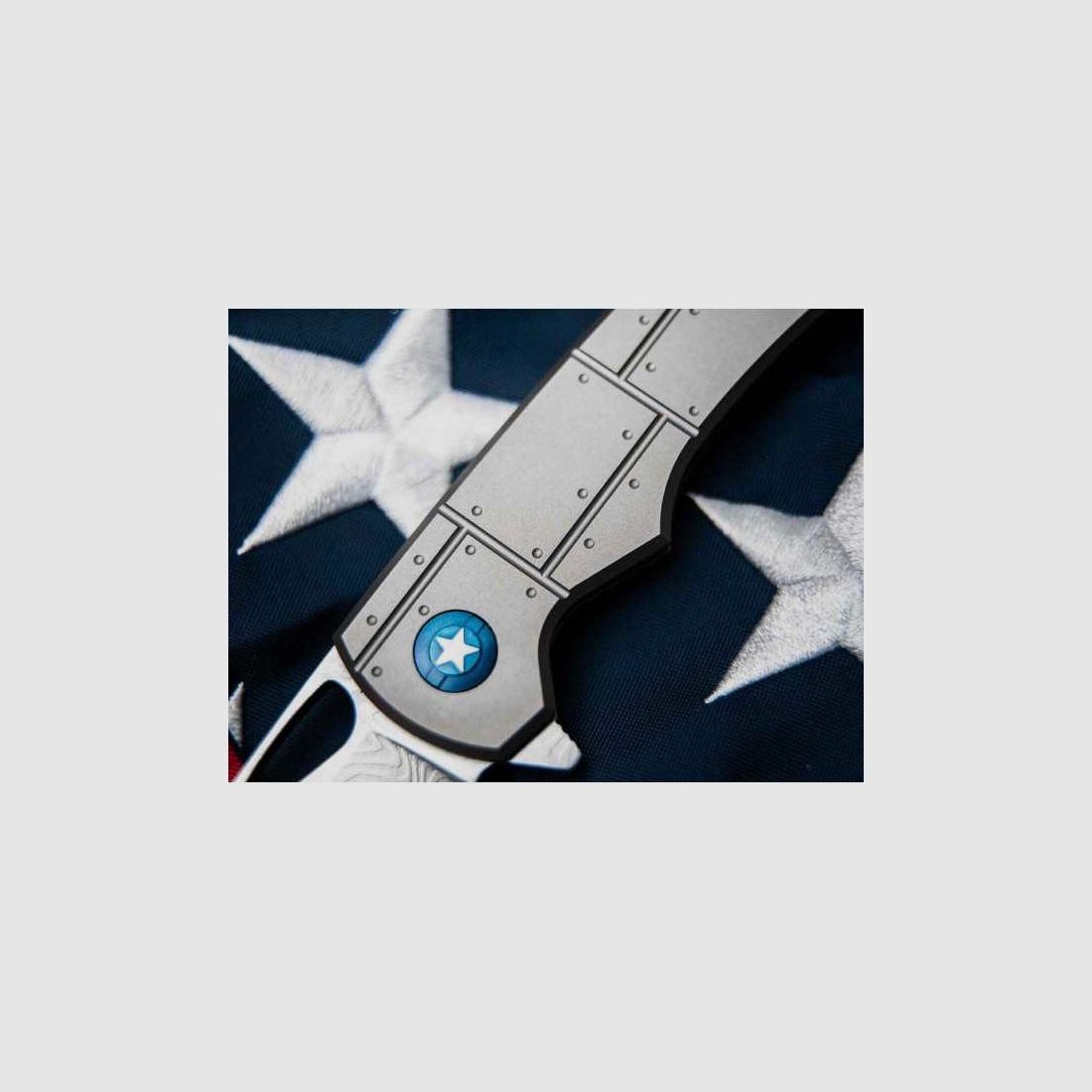 Böker Plus P-51 Damast Titan Taschenmesser