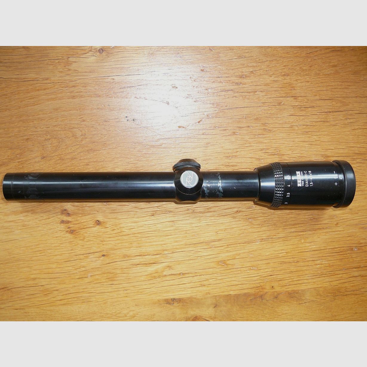 Zeiss Diavari 1.5-4.5x18 riflescope, reticle 11 without rail 25.4mm 1 inch central tube driven hunt riflescope