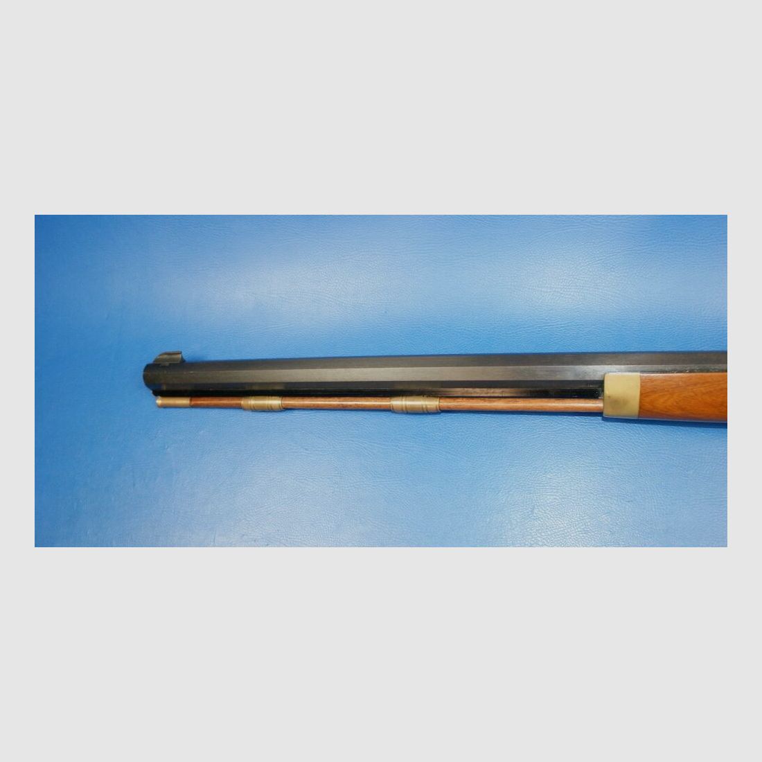 Fusil à percussion à poudre noire Euroarms of America / .45 (BlackPowder)