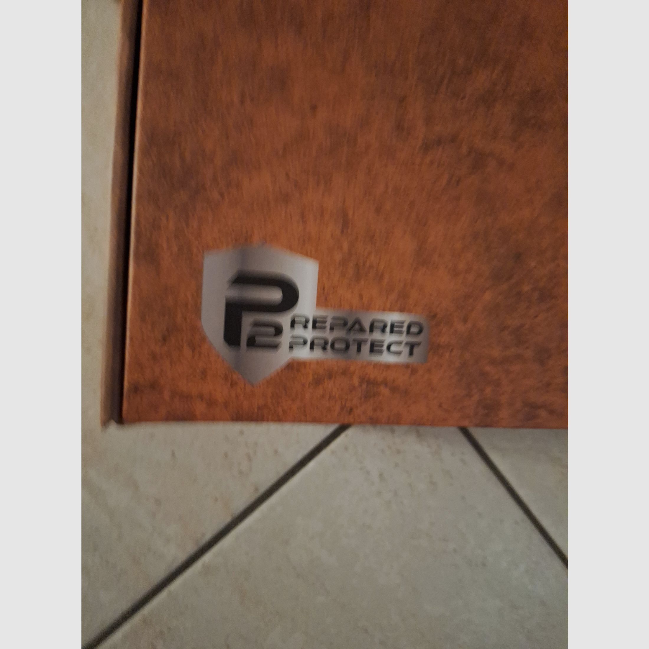 P2P HDX 68 BLACK Schwarz