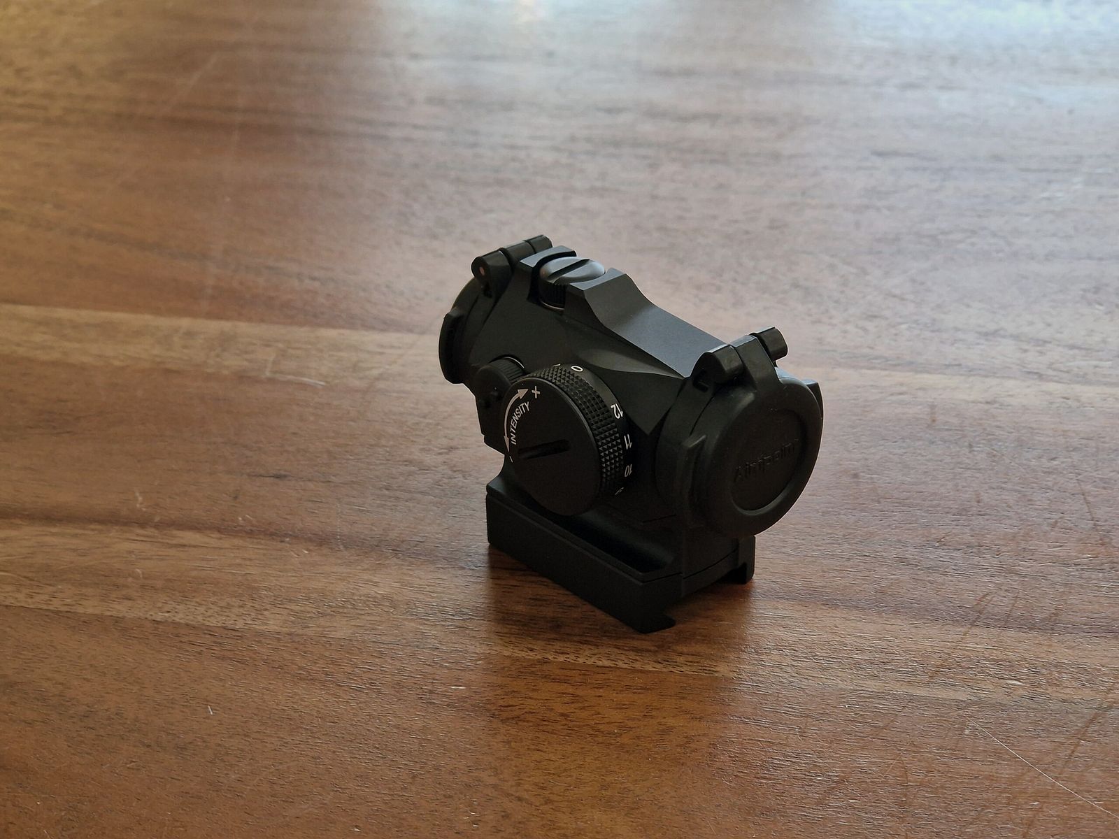 Aimpoint – Zielgerät Micro T-2 / black / mit IR Stufe, 2MOA, ACET Technologie / mit Picantinny Montage, Bild 2 von 3