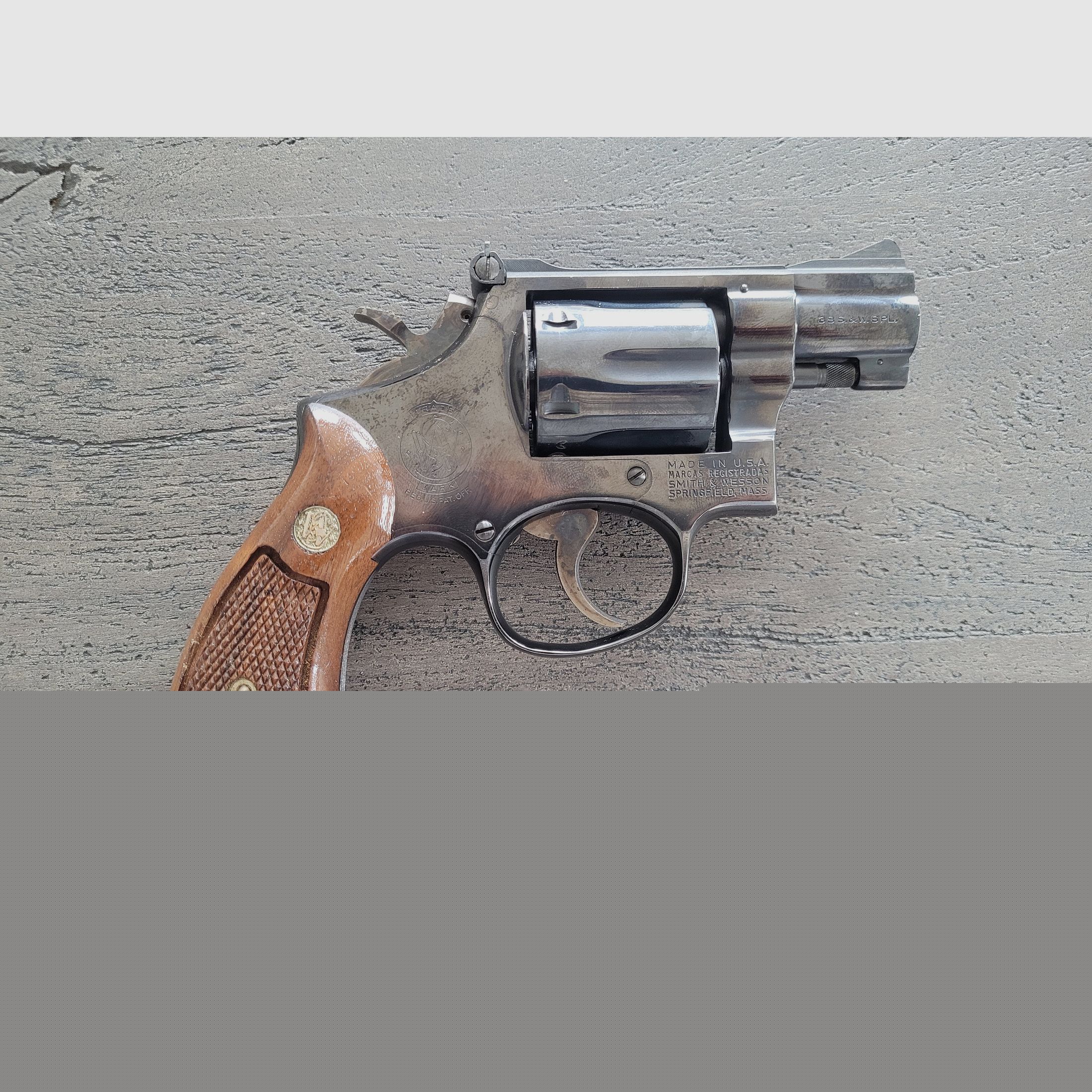 Smith & Wesson Mod. 15-3 inkl. 300 Schuss Munition