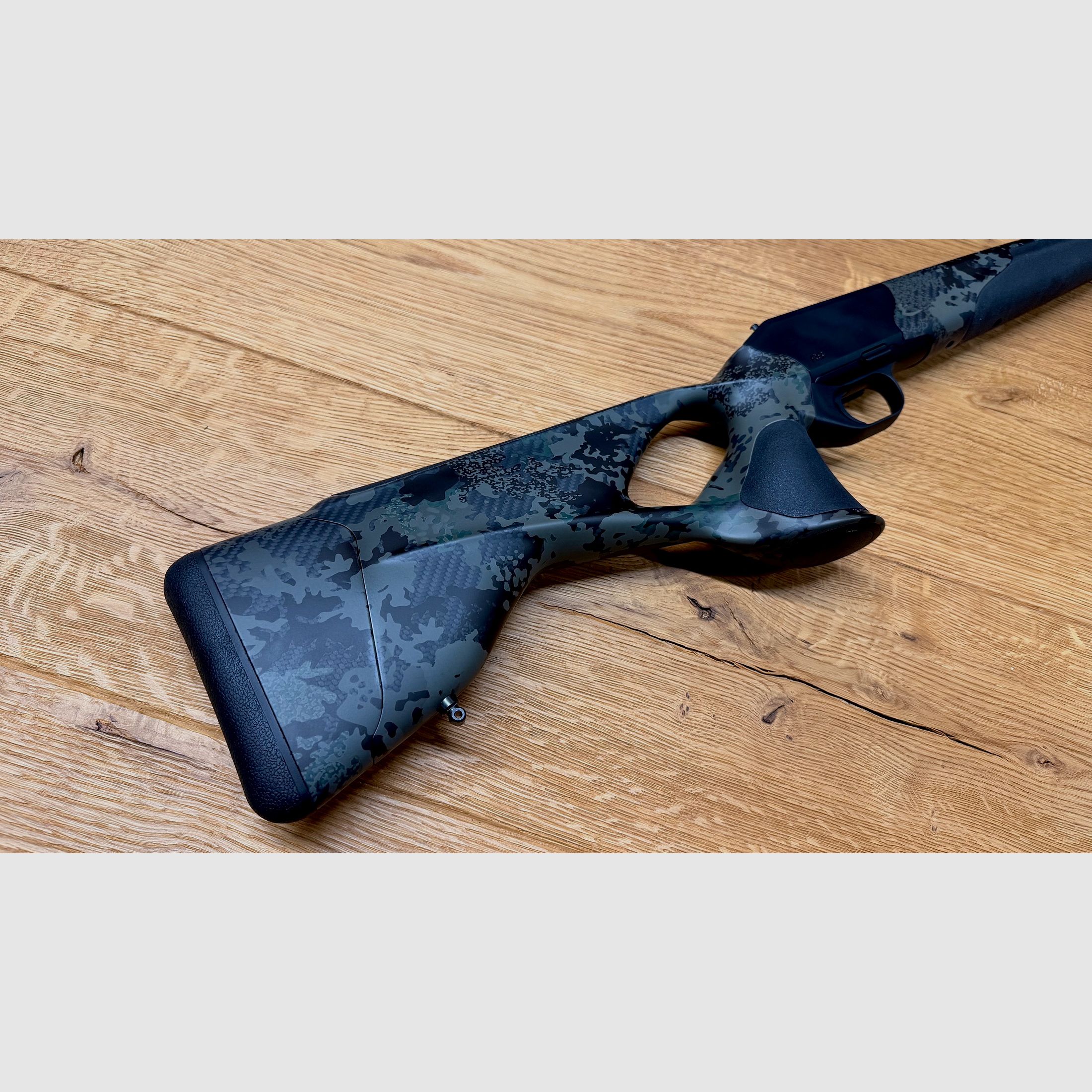 Blaser R8 Ultimate Carbon Huntec Camo housing / logo black / semi weight