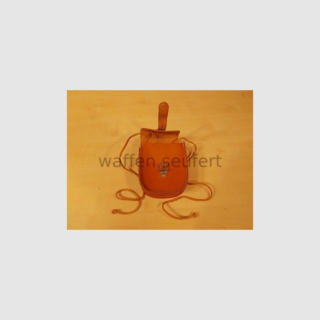 Petit sac en cuir pour divers petits objets