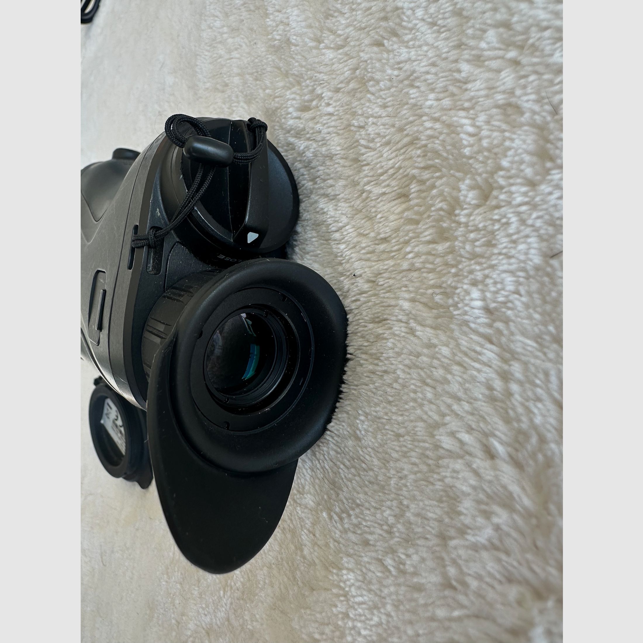 Hikmicro Condor CQ35L Wärmebild Handgerät mit Entfernungsmesser - mit GARANTIE !!!