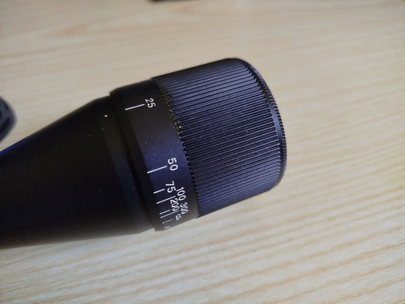 Telescopio Walther 3-9x40, come nuovo, reticolo illuminato