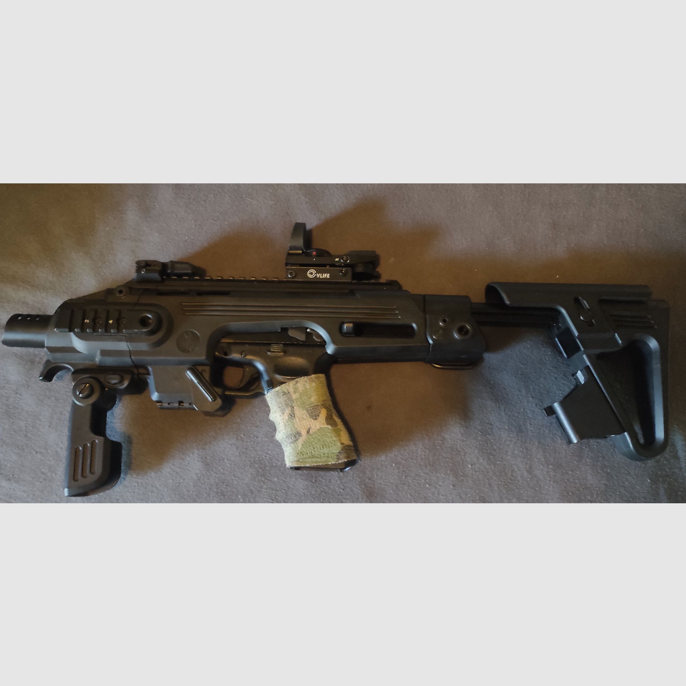 Glock 18C GBB - G18C inkl. Magazinen, Roni Kit und Visier 