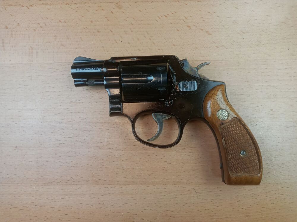 Smith & Wesson M 12 Airweight