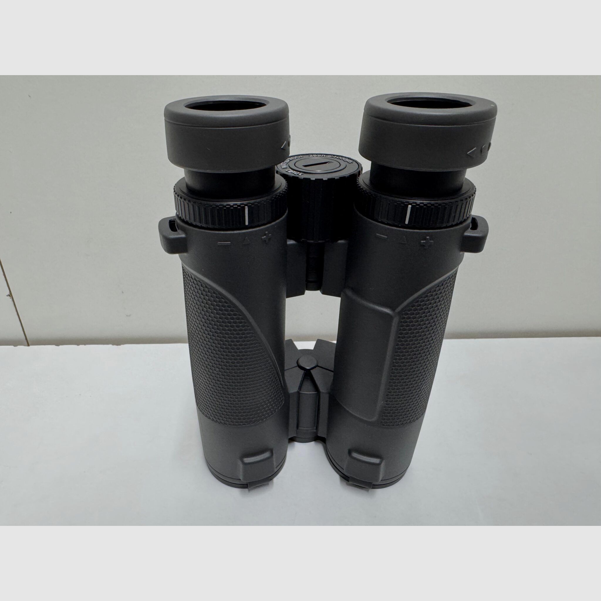 Lisenfeld 10×42 HD Range Finder Fernglas Nuernberg I