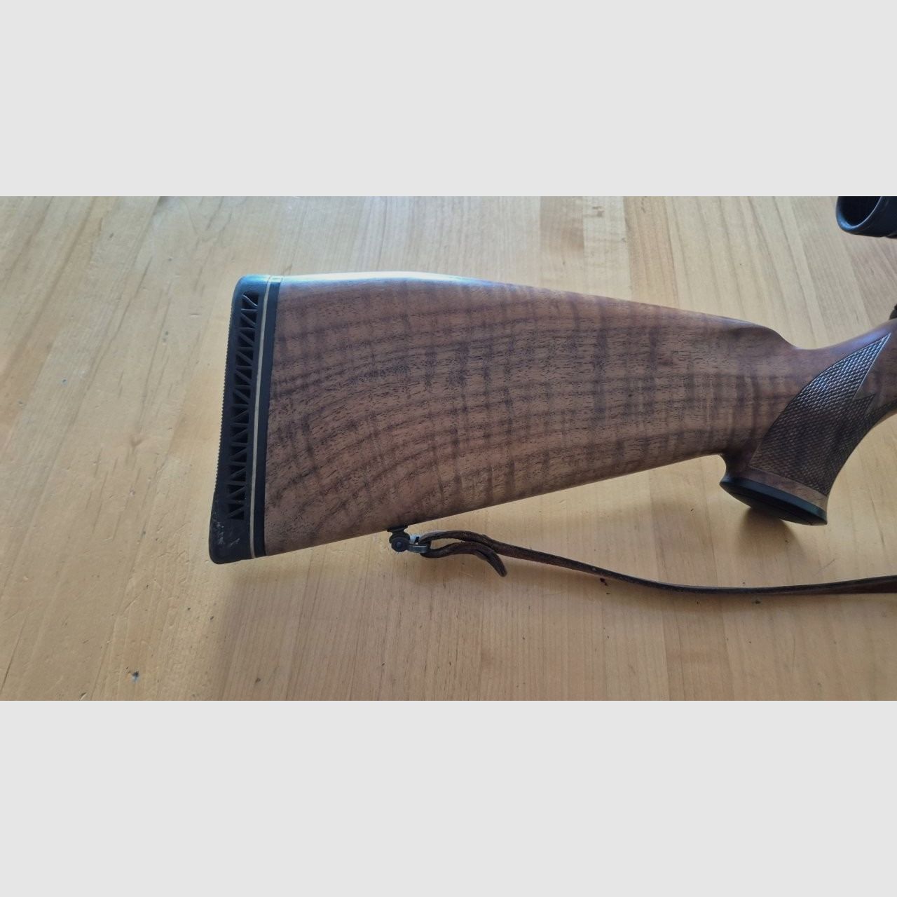 Fucile a ripetizione Blaser R93 Cal. 9,3x64 con due ottiche