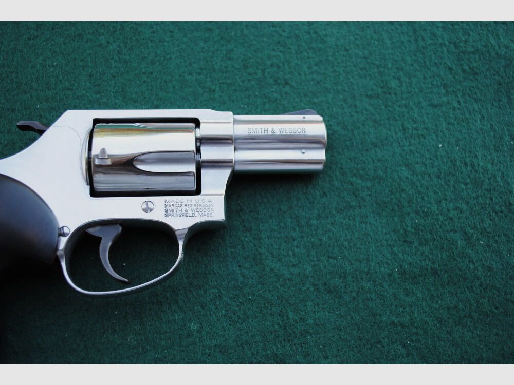 Smith & Wesson Mod. 60-14, Box, 2" LL, Combat Grip