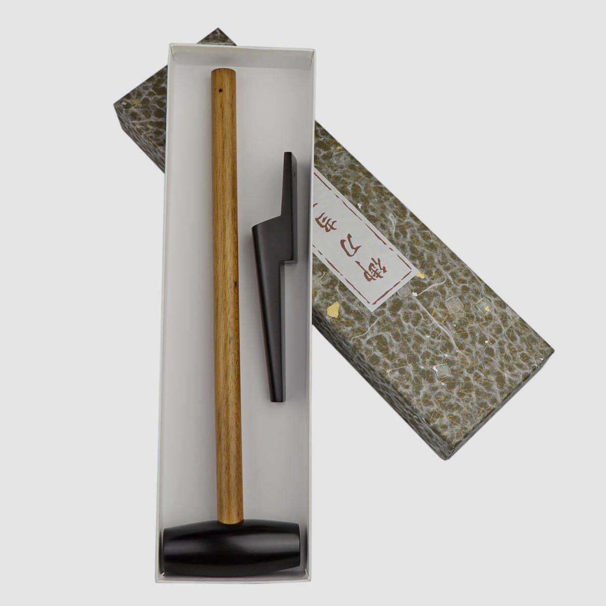Hammer and splint made of ebony for katana disassembly