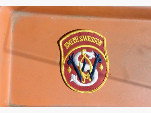 Aufnäher Sticker von Smith & Wesson in rot